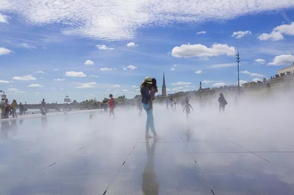 Le désormais célèbre miroir d'eau ©Remy Martineau