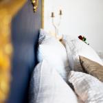 Coussins de la chambre royale – Chambre d-hotes a Bordeaux (33000)