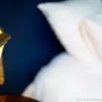 La Parenthese des Capucins – Vue lumiere lit – Chambre royale