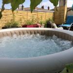 Jacuzzi prive - Chambre d-hotes Exotique a Bordeaux